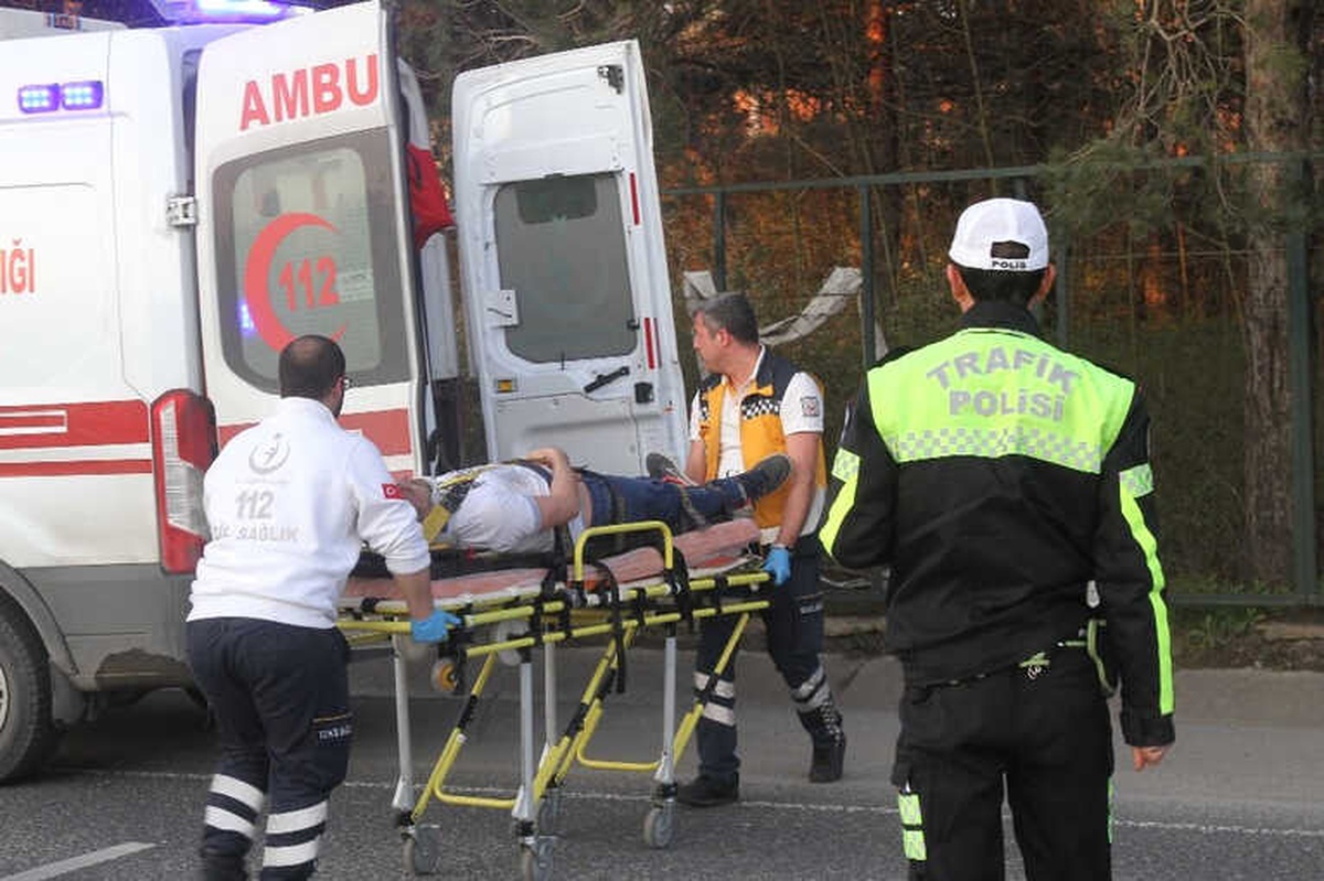 Tekirdağ\'da Zincirleme Trafik Kazası: 2 Yaralı