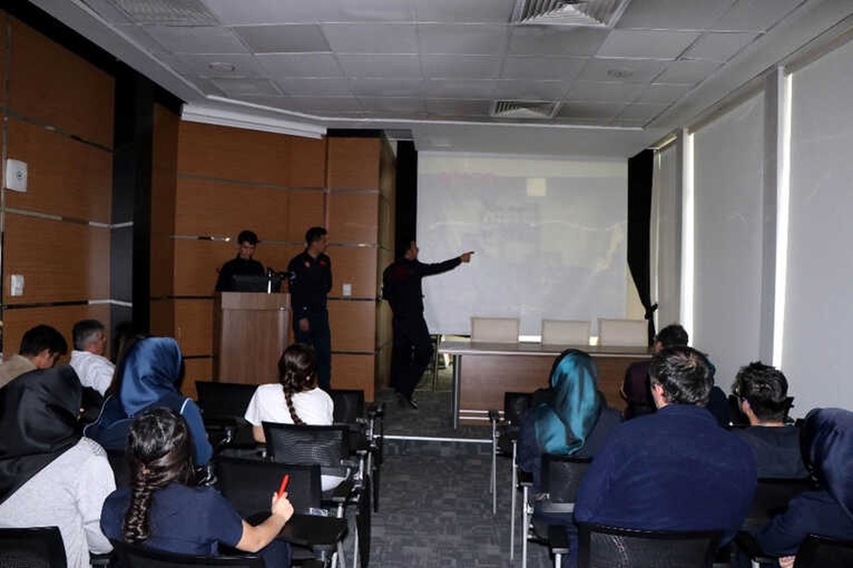 Dünyam Hastanesi Çalışanlarına \'Yangın\' Eğitimi