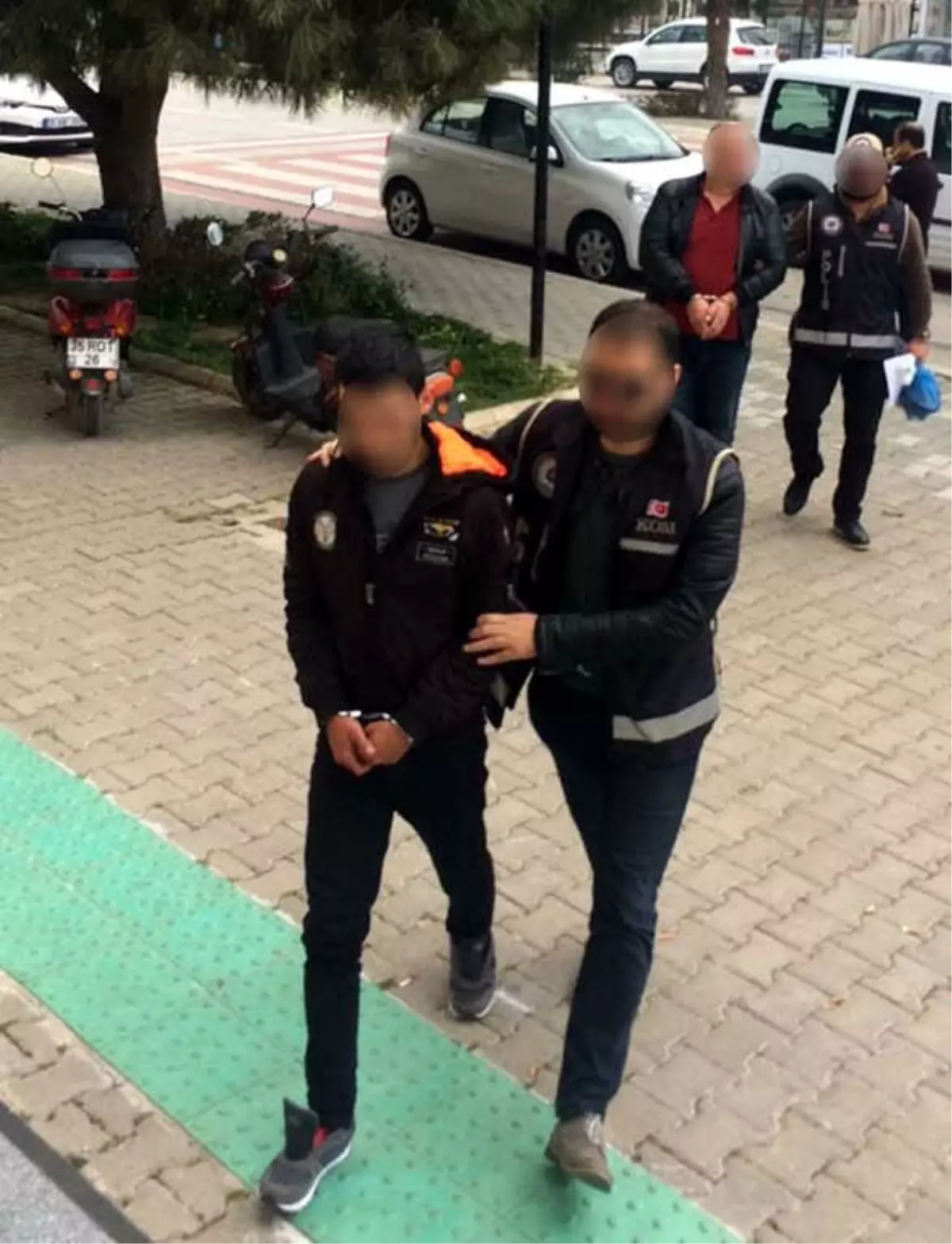 İnsan Tacirleri, İkinci Kez Çeşme Kom\'a Yakalandı