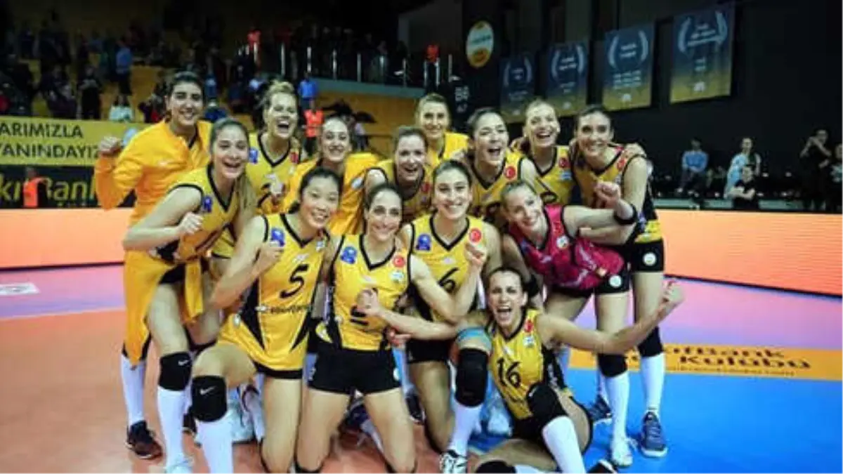 Venus Sultanlar Ligi\'nde Finalin Adı Eczacıbaşı Vitra - Vakıfbank