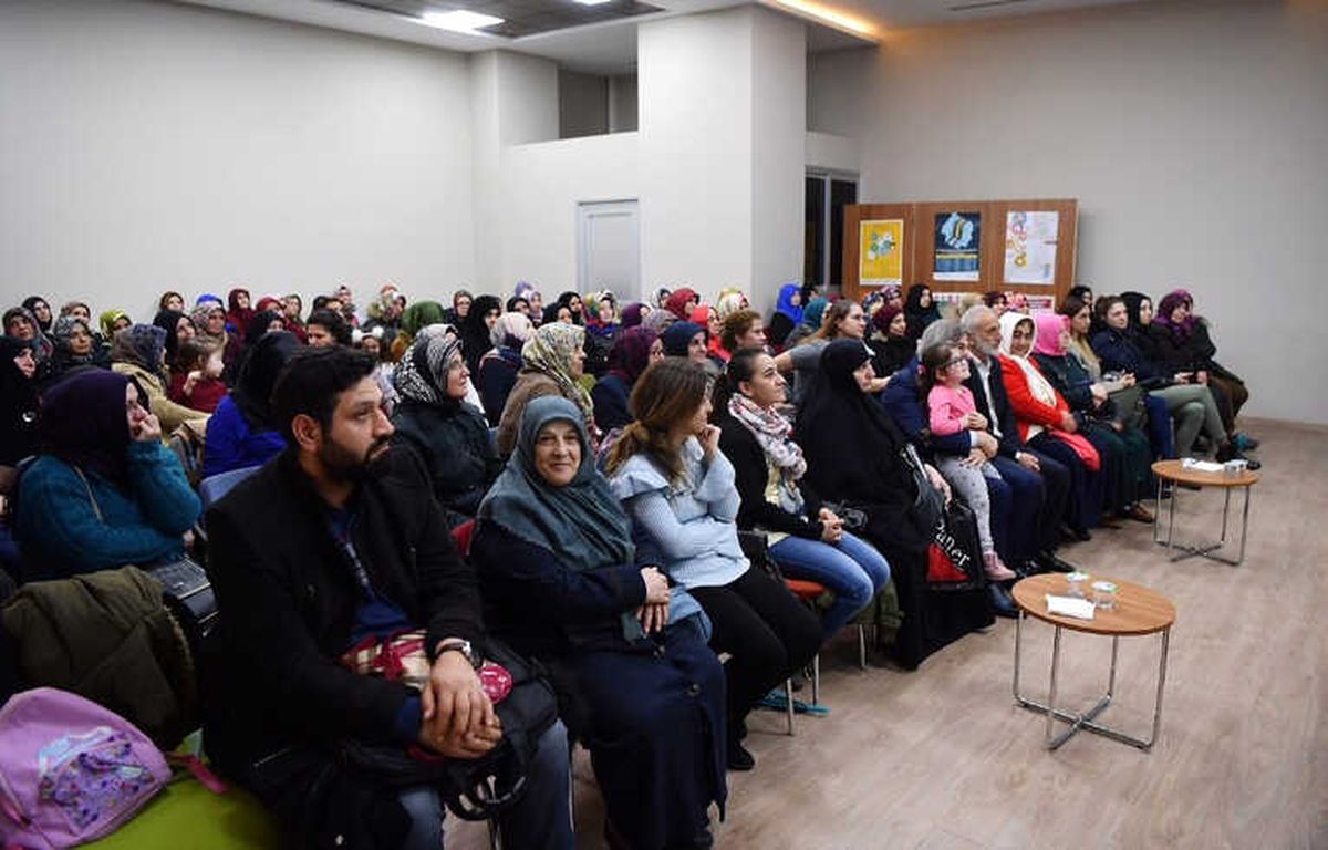 Başkan Demircan: "Sağlıklı Bir Aile İçin Doğru İletişimi Kurmak Önemli"