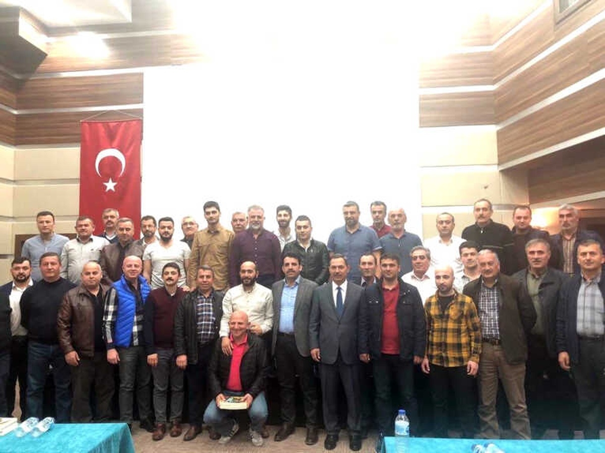 Başkan Uysal, Teşkilat Mensuplarına 4 Yılını Anlattı