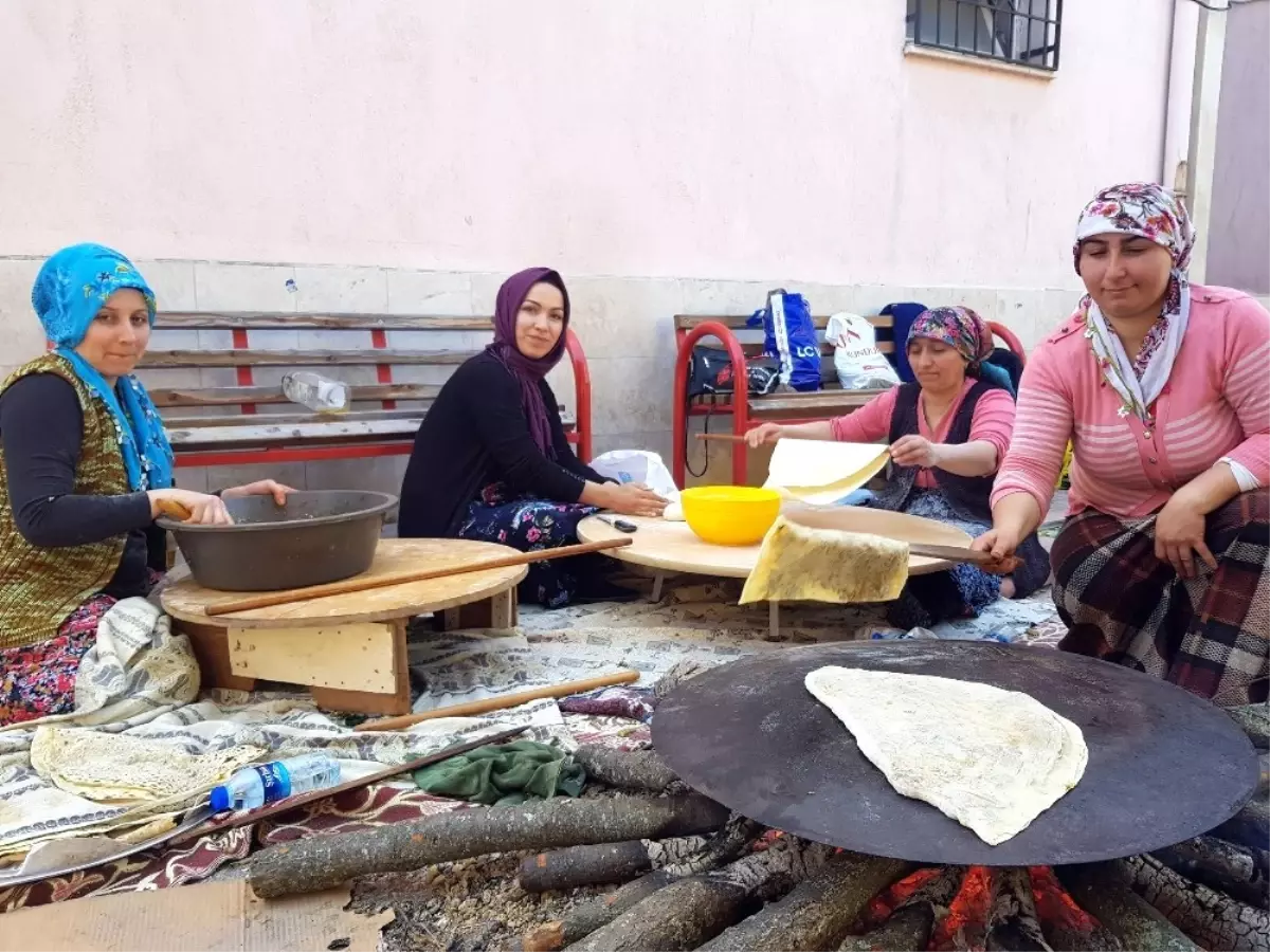 Çapahasan İlkokulunda Geleneksel Gözleme Festivali