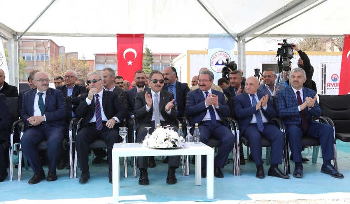 Erü Tıp Fakültesi\'ndeki Temel Atma Törenine Özhaseki de Katıldı