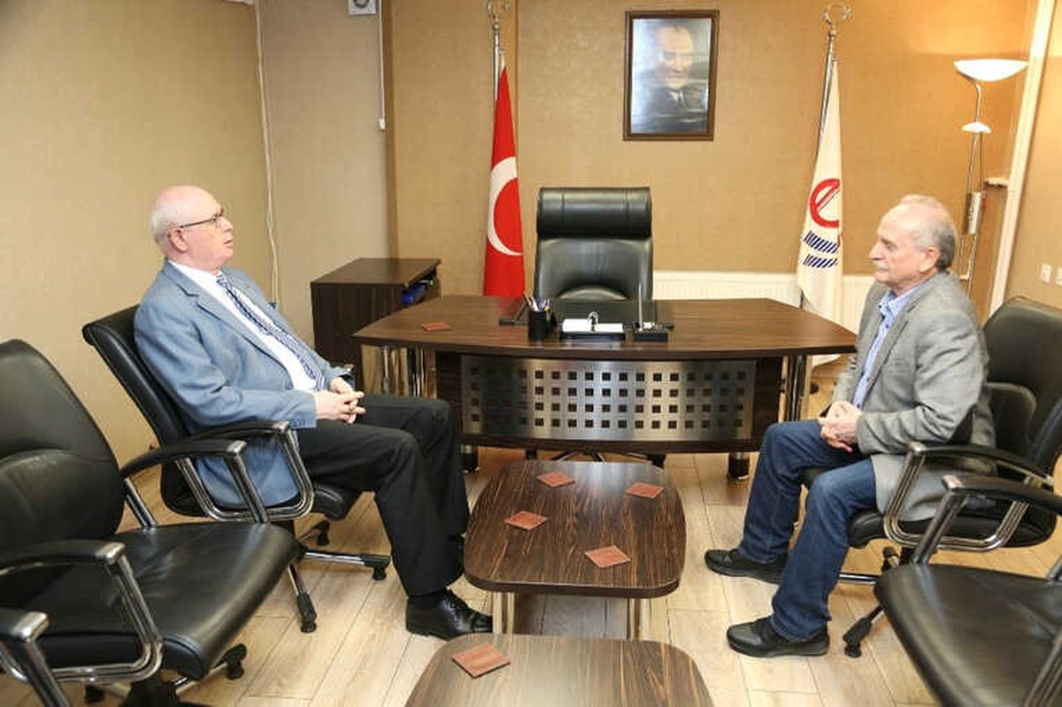 Kazım Kurt\'tan Esnaf Sarayına Geçmiş Olsun Ziyareti