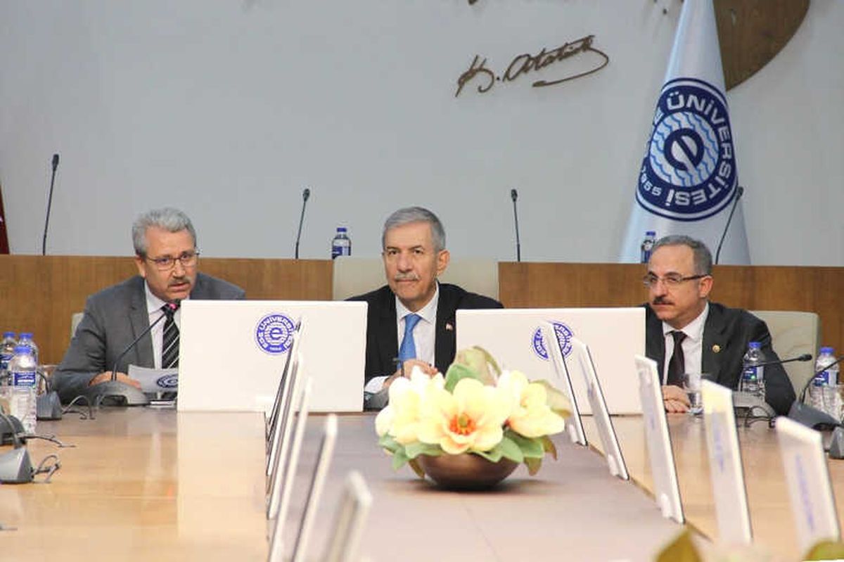Sağlık Bakanı Demircan\'dan Ege Üniversitesine Ziyaret