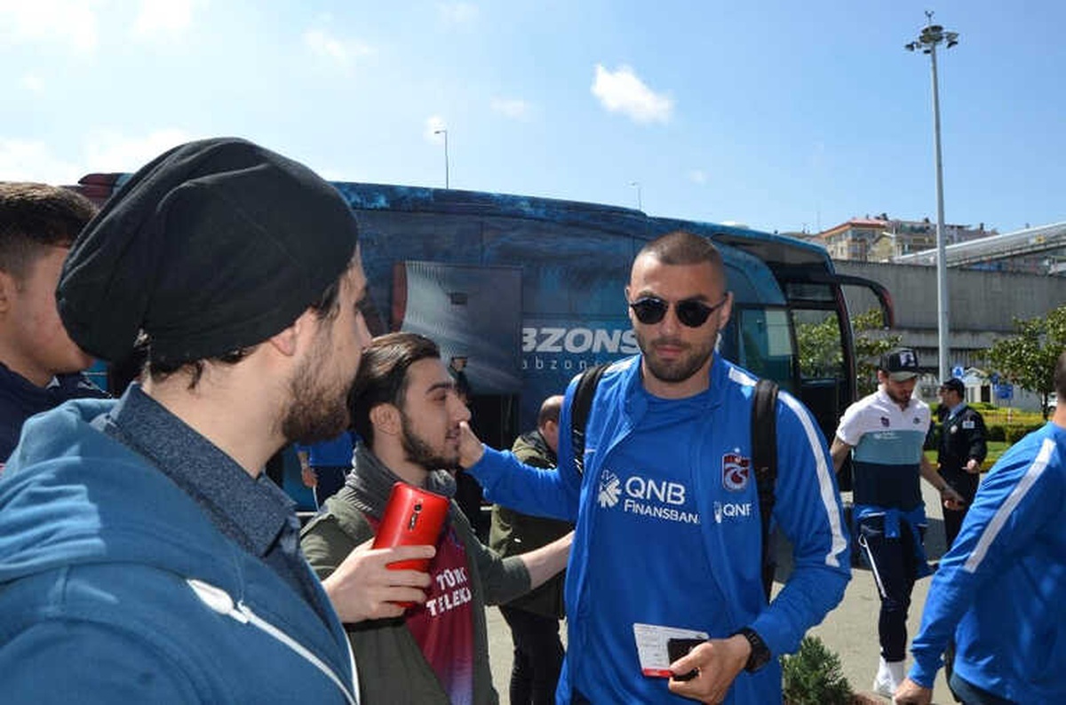 Trabzonspor, Galatasaray Maçı İçin İstanbul\'a Gitti