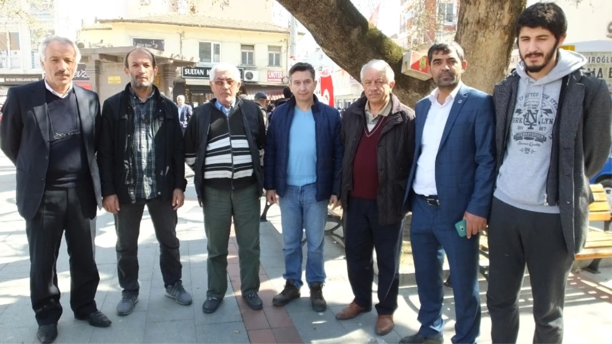 Burhaniye\'de Muhsin Yazıcıoğlu İçin Lokma Hayrı Düzenlendi