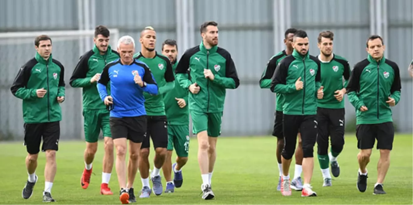 Bursaspor Ara Vermeden Kasımpaşa Maçı Hazırlıklarına Başladı