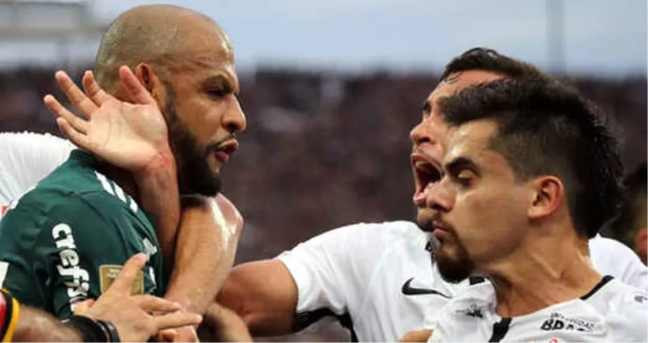 Corinthians-Palmeiras Maçında Kavga Eden Felipe Melo Oyundan Atıldı