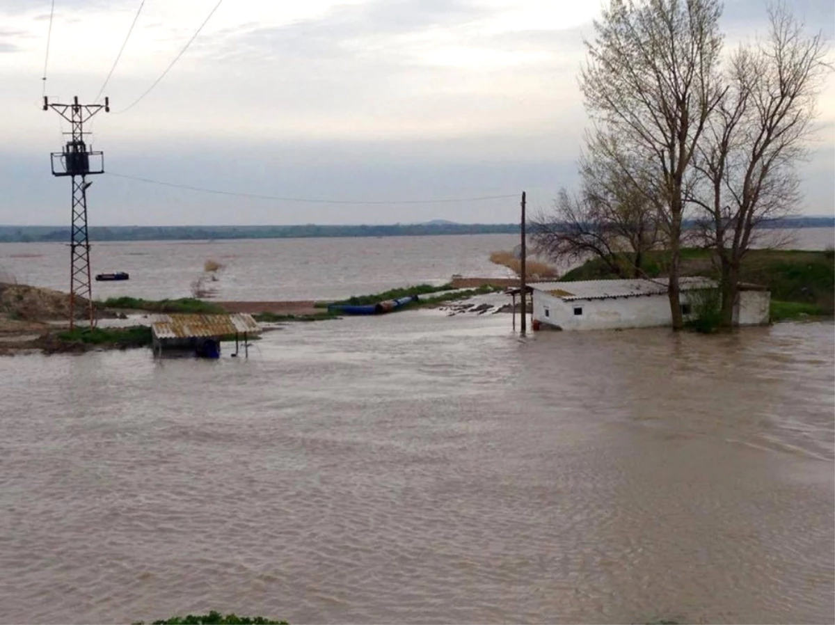Ergene Nehri Taştı, 110 Bin Dönüm Tarım Arazisi Sular Altında Kaldı