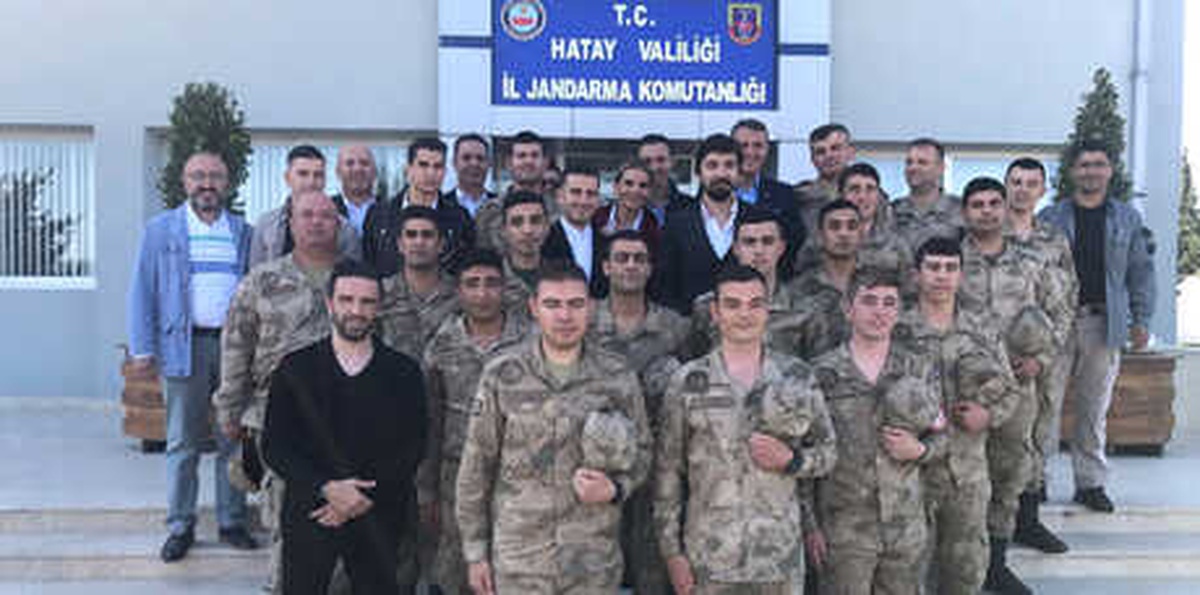 Fikret Orman ve Futbolculardan Mehmetçiklerimize Moral Ziyareti