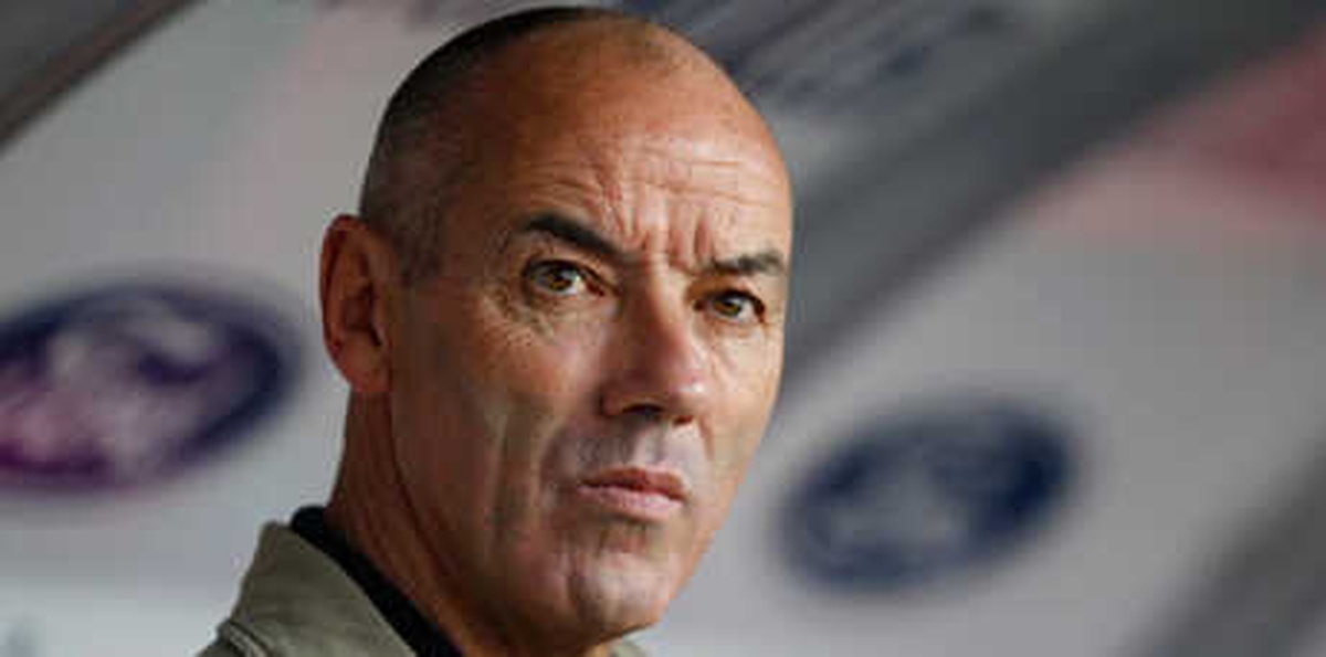 Bursaspor\'da Le Guen Eleştiri Oklarının Hedefinde