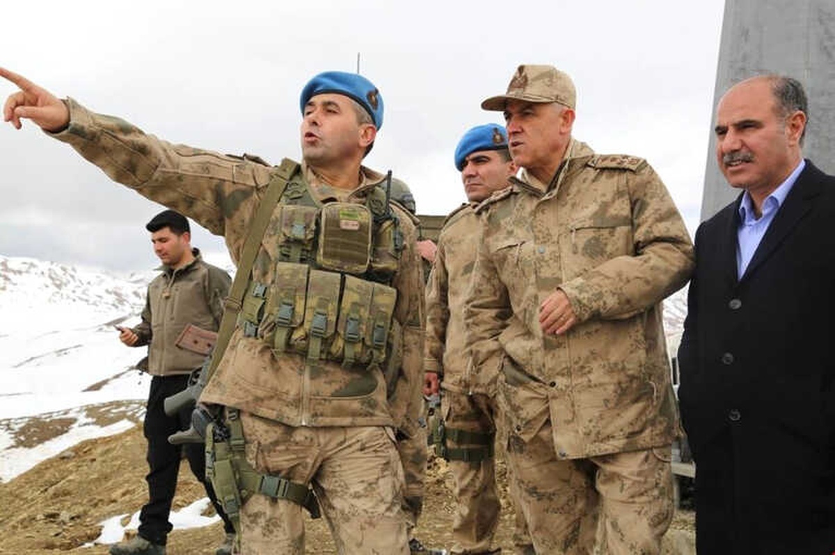 Jandarma Genel Komutanı Orgeneral Çetin, Kato Dağına Çıktı