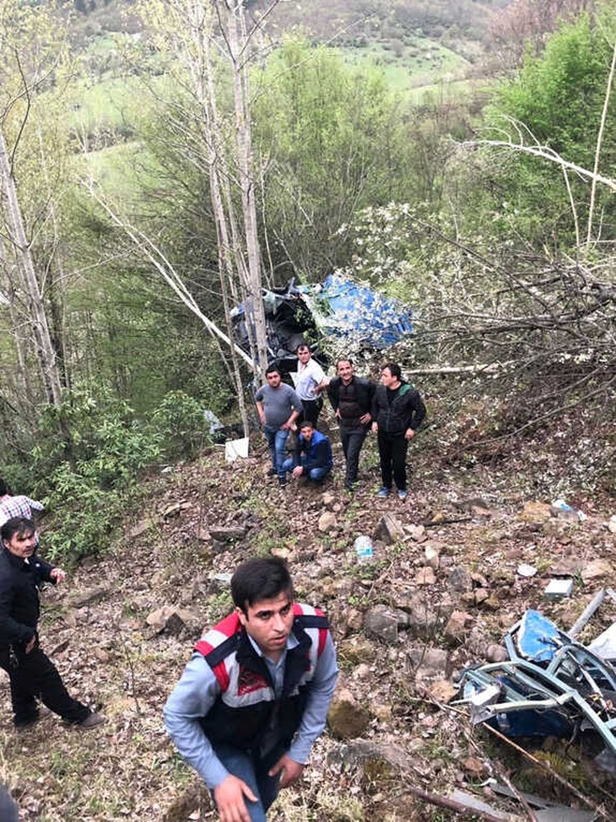 Karabük\'te Cezaevi Aracı Uçuruma Yuvarlandı