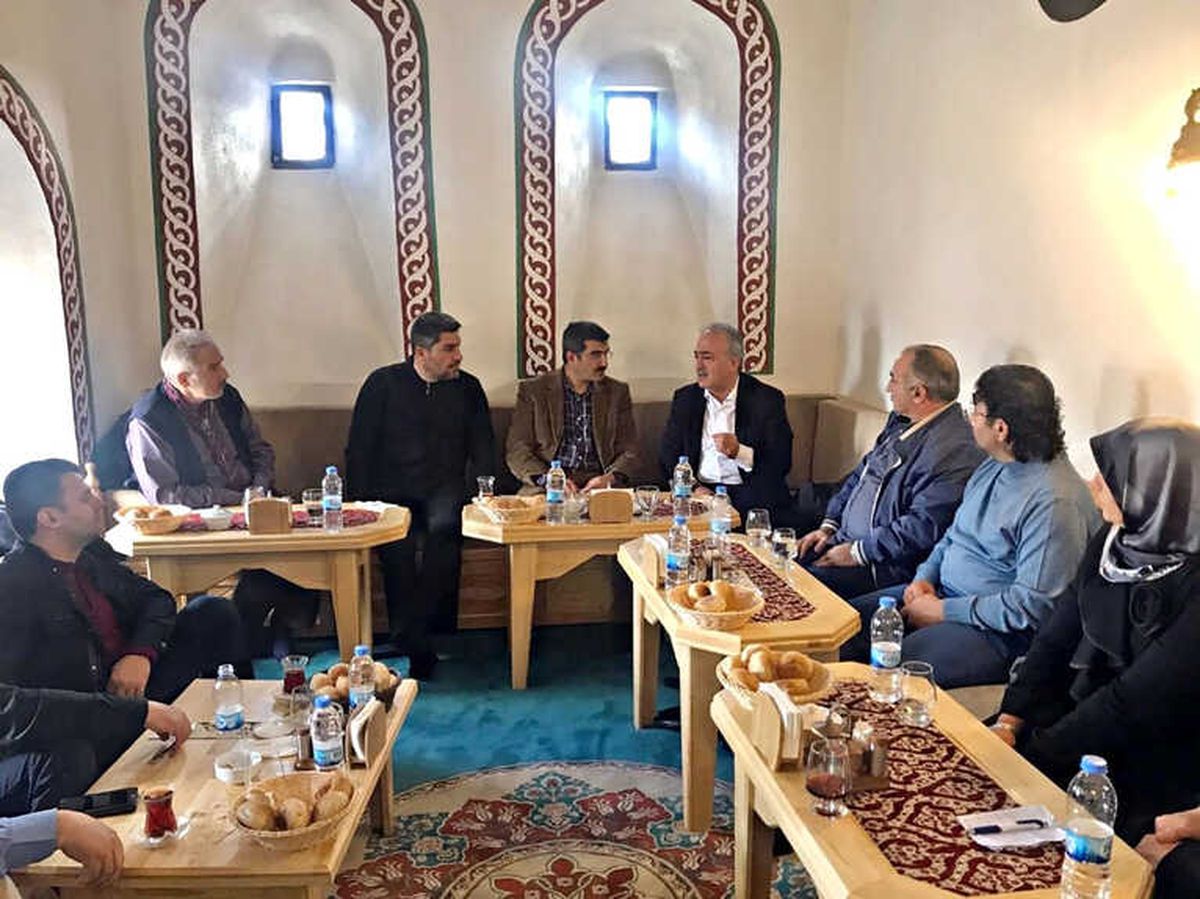 Rektör Çomaklı Erzimder\'i Ziyaret Etti