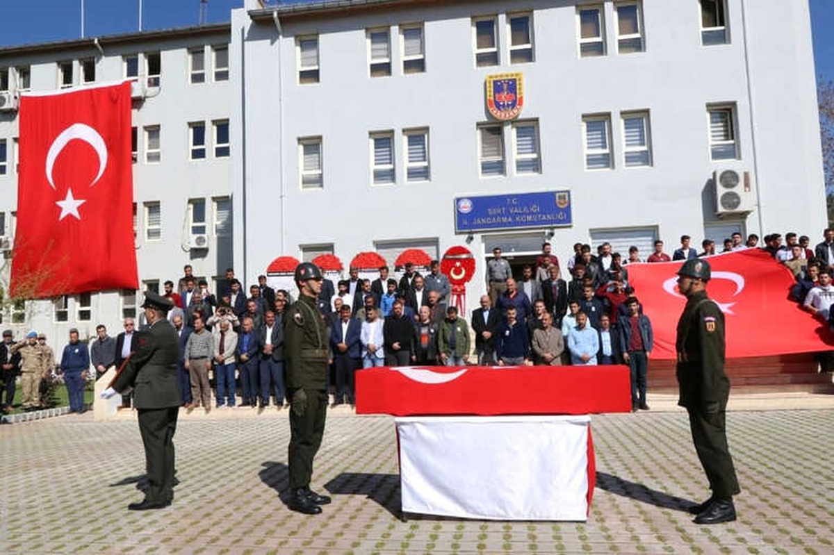 Şehit Askerin Naaşı Memleketine Uğurlandı