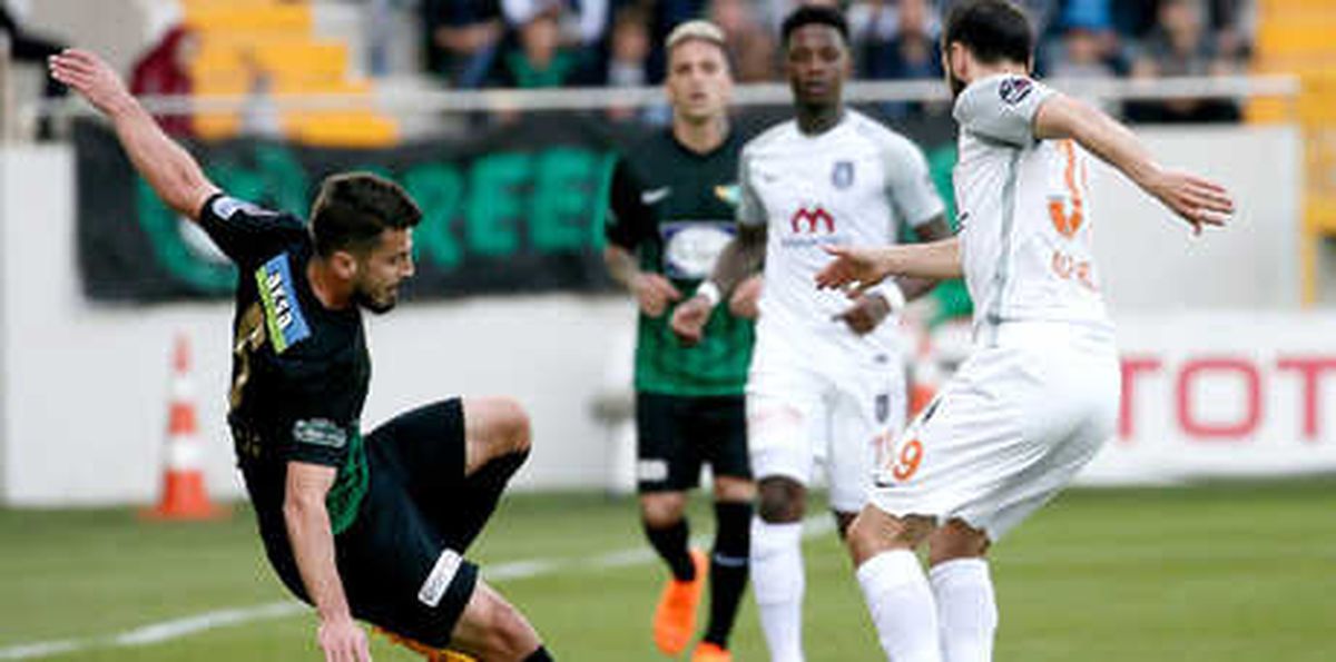 Akhisarspor ve Medipol Başakşehir\'in İlk 11\'leri Belli Oldu