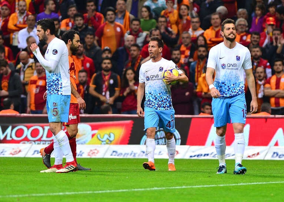 Trabzonspor, Bu Sezon İlk Kez İstanbul\'da Yenildi