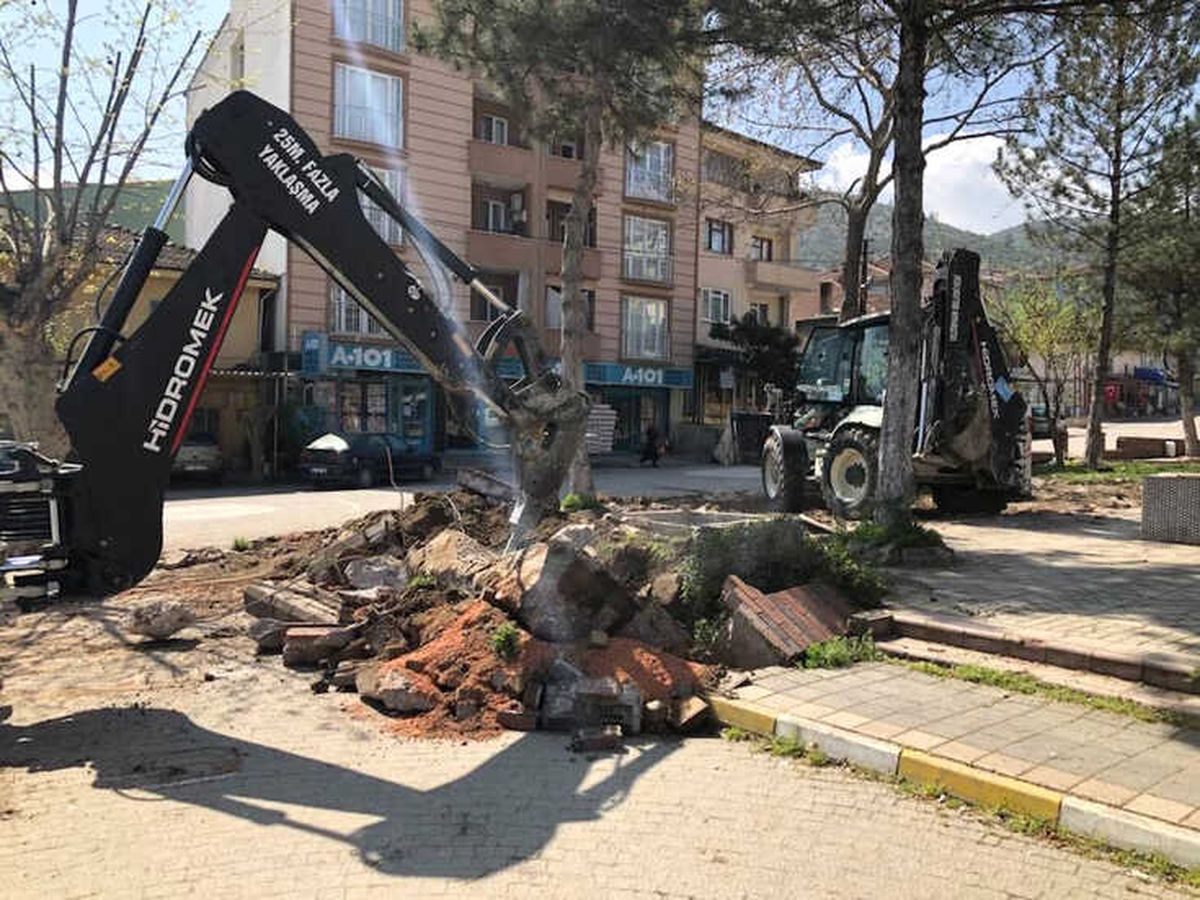 Vezirhan\'da Yenileme Projeleri Başladı