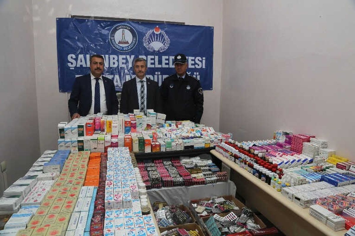 Zabıtadan Bakkallara İlaç Operasyonu