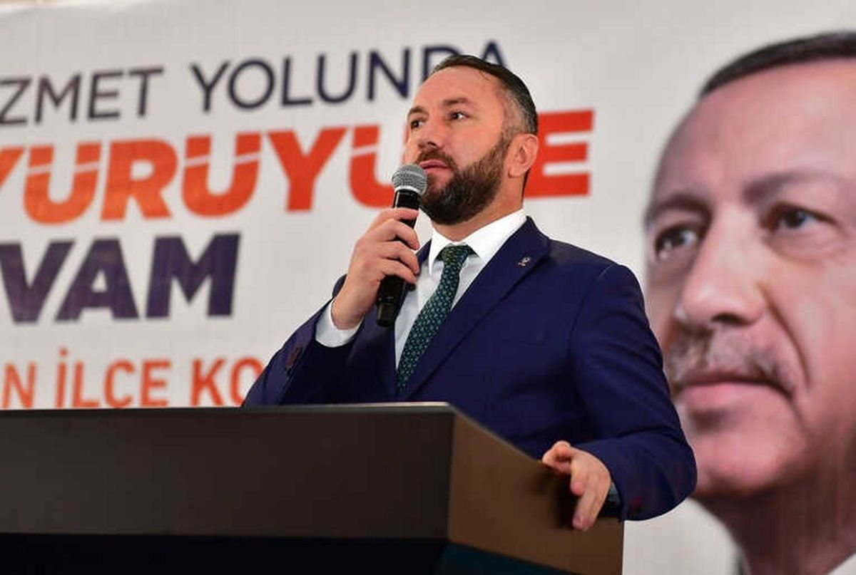 AK Parti Sahaya İniyor