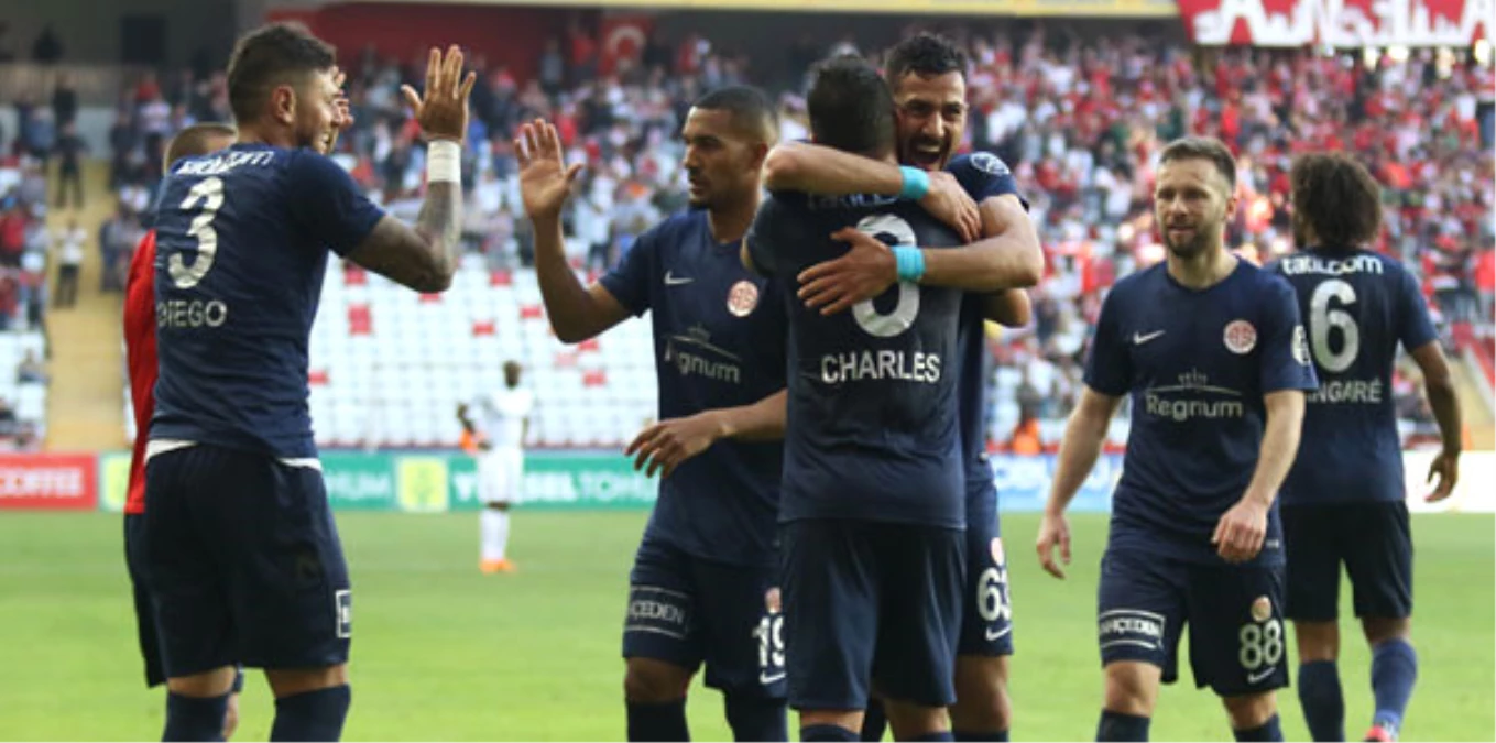 Antalyaspor Bu Sezon Bir İlki Gerçekleştirdi