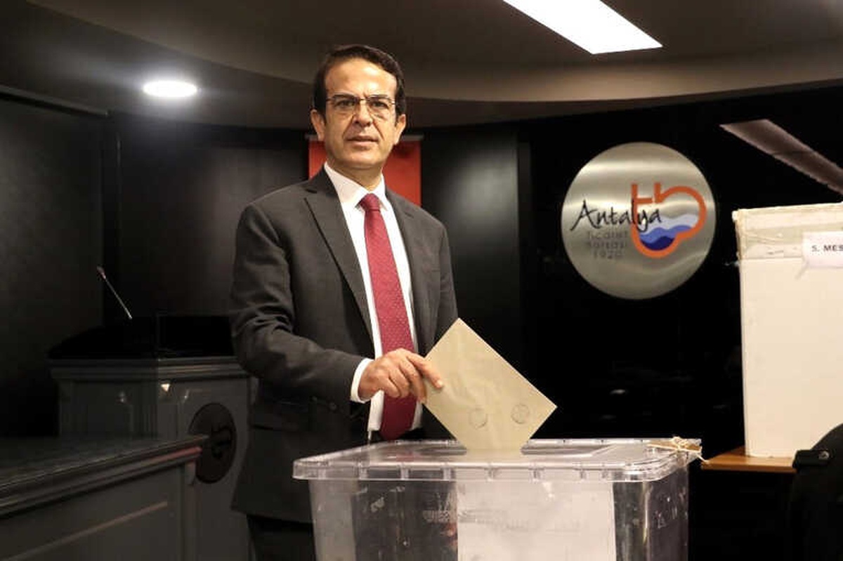 Atb Üyelerinden Çandır\'a Güven Oyu