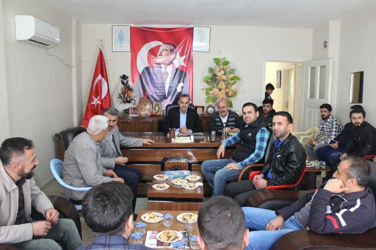 Başkan Çatan Berber Esnafıyla Bir Araya Geldi
