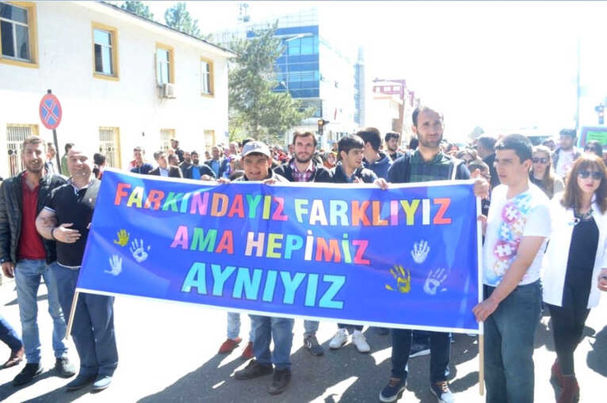 Bingöl\'de Otizm Farkındalığı
