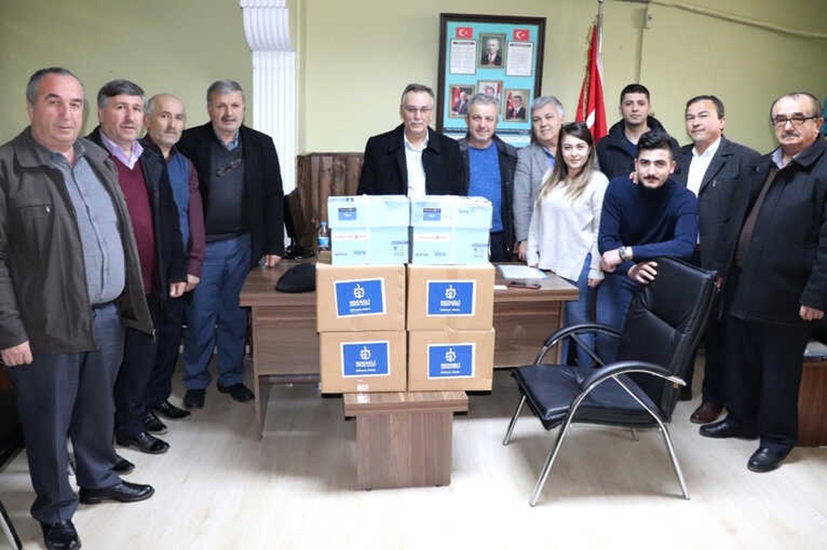 Büyükşehirden Muhtarlara Kırtasiye Yardımı