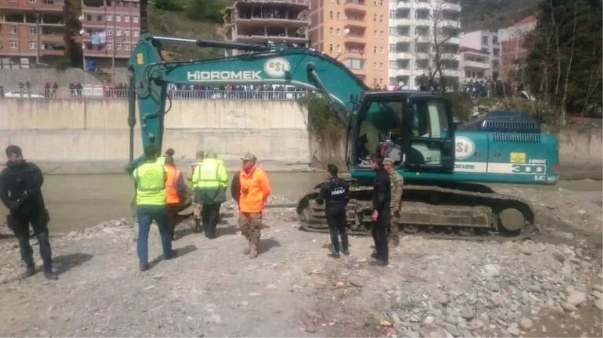 Cansız Bedenine Ulaşılan Şehit Polis Memuru İçin Tören Düzenlenecek