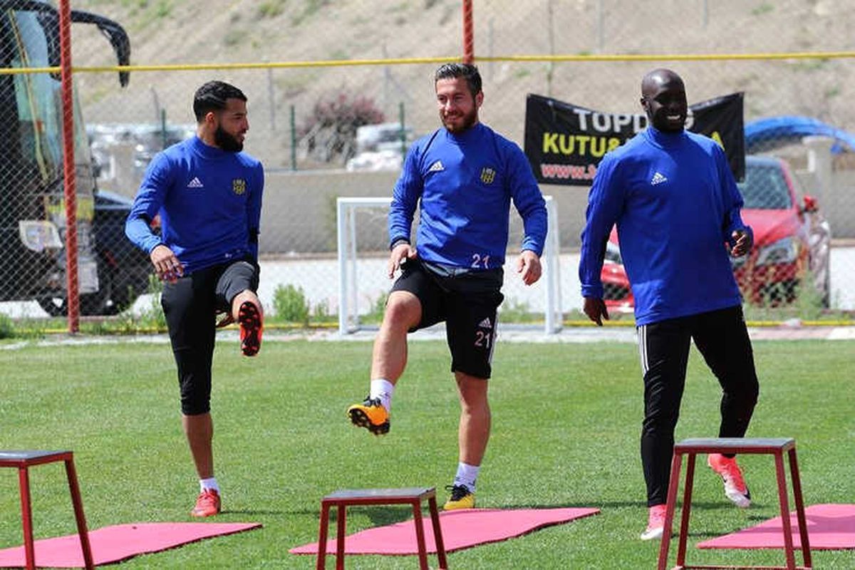 E. Yeni Malatyaspor\'da M.başakşehir Mesaisi Sürüyor