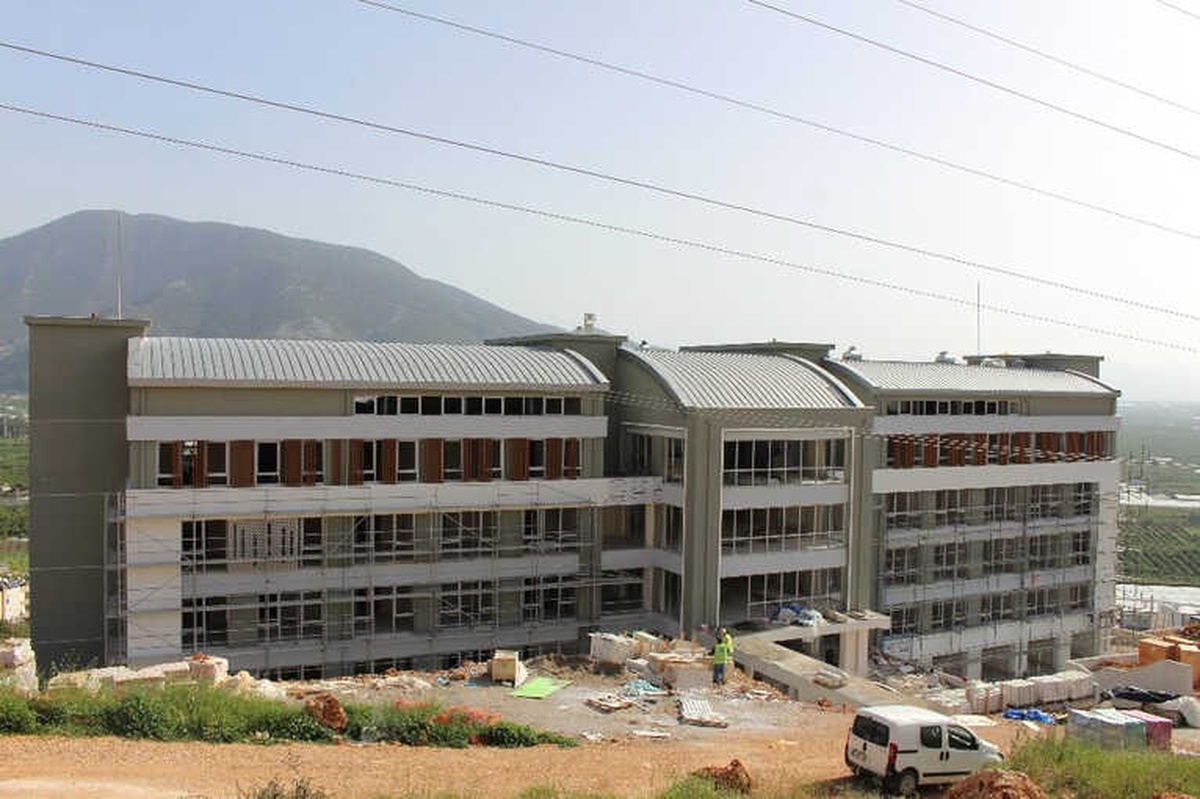 Finike Çocuk ve Gençlik Evi\'nde Sona Gelindi