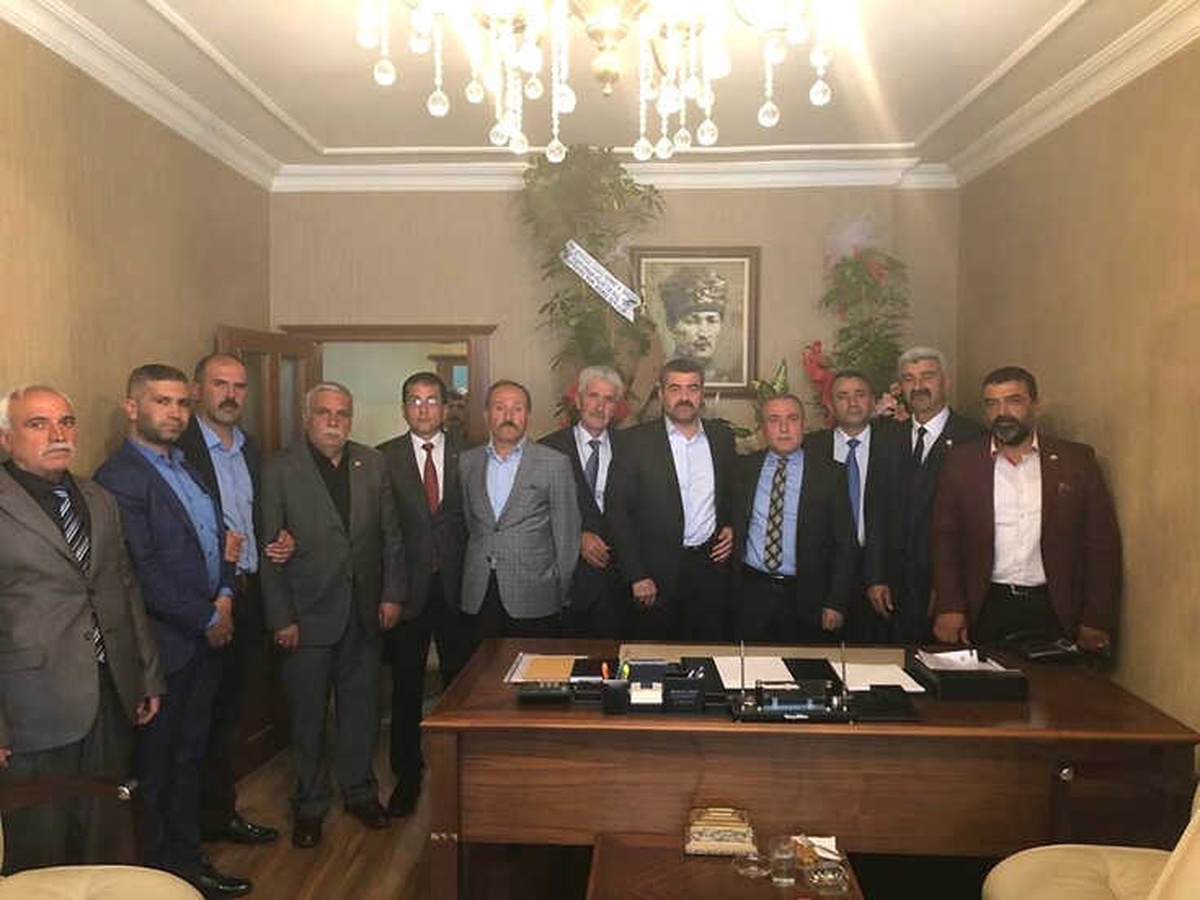 MHP Teşkilatında Ekici\'nin Myk\'ya Getirilmesi Sevinci