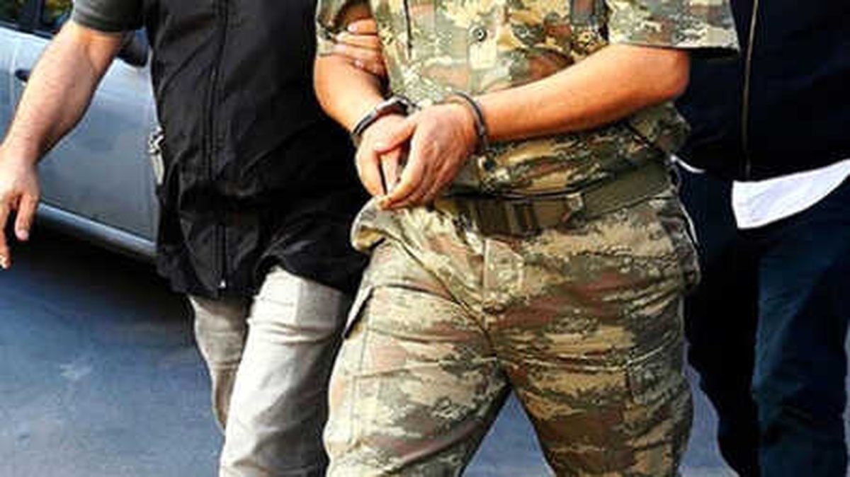 Şırnak\'ta Askerlik Şube Başkanı Üsteğmen, FETÖ\'den Gözaltına Alındı