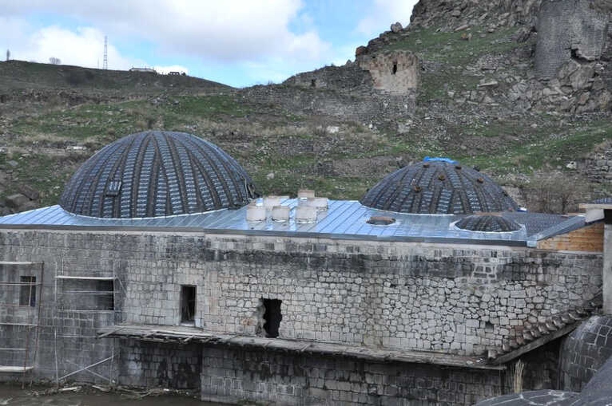 Tarihi Muradiye Hamamı Turizme Kazandırılacak