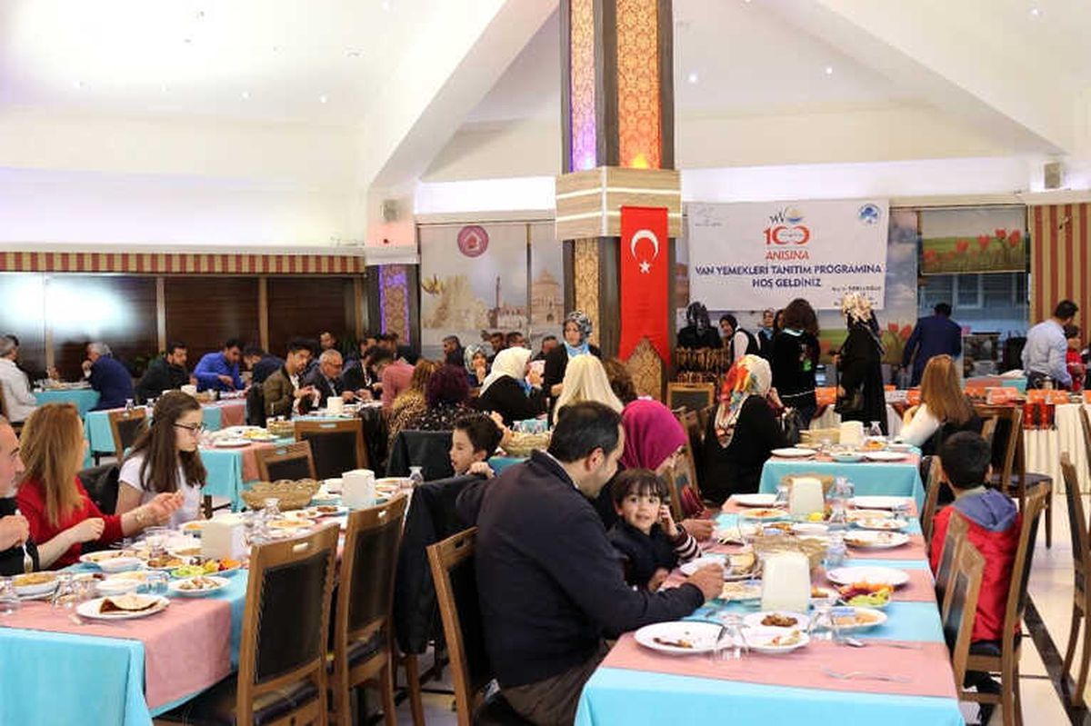 Van\'ın Yöresel Tatları Tanıtıldı