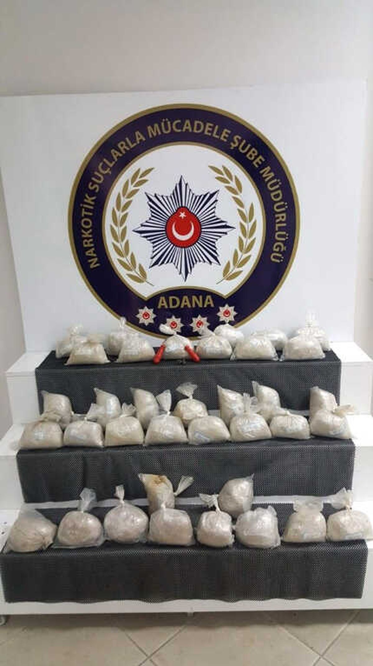 Adana\'da 1 Ayda 67 \'Torbacı\' Tutuklandı