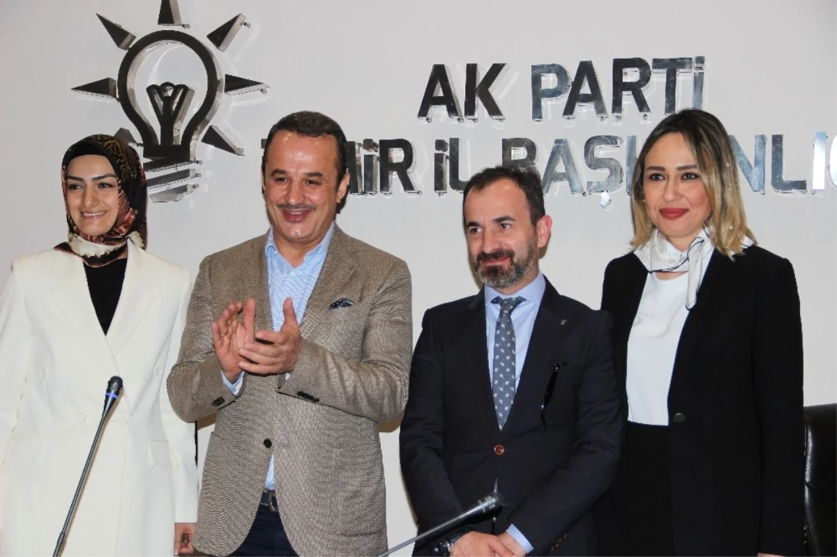 AK Parti İzmir Kadın Kollarında Değişim