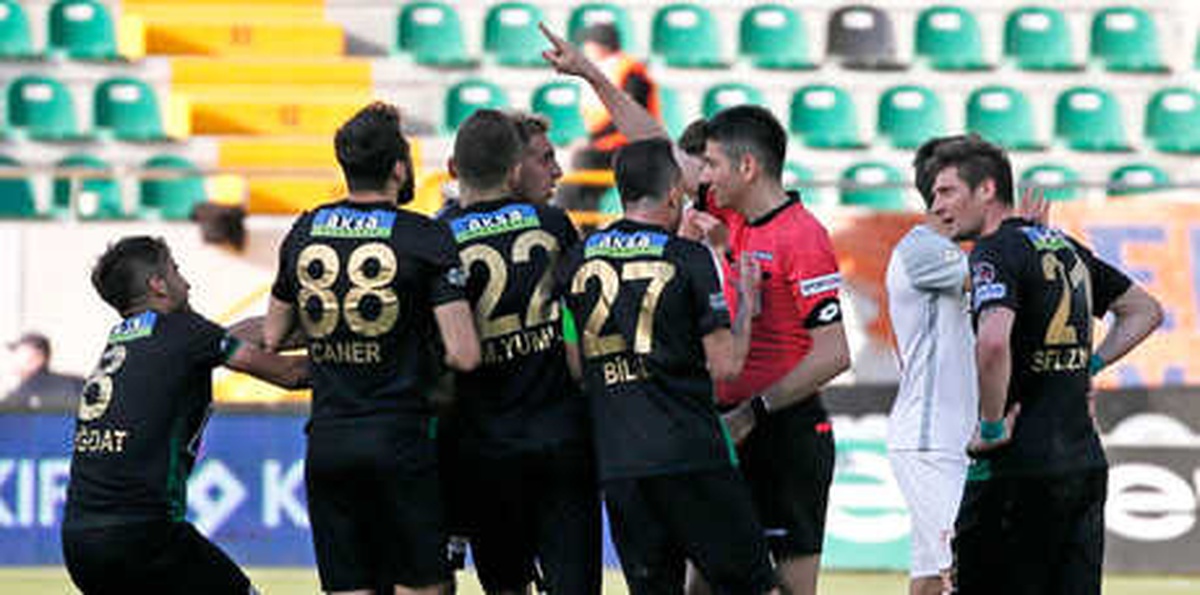 Akhisarspor\'da Büyü Bozuldu