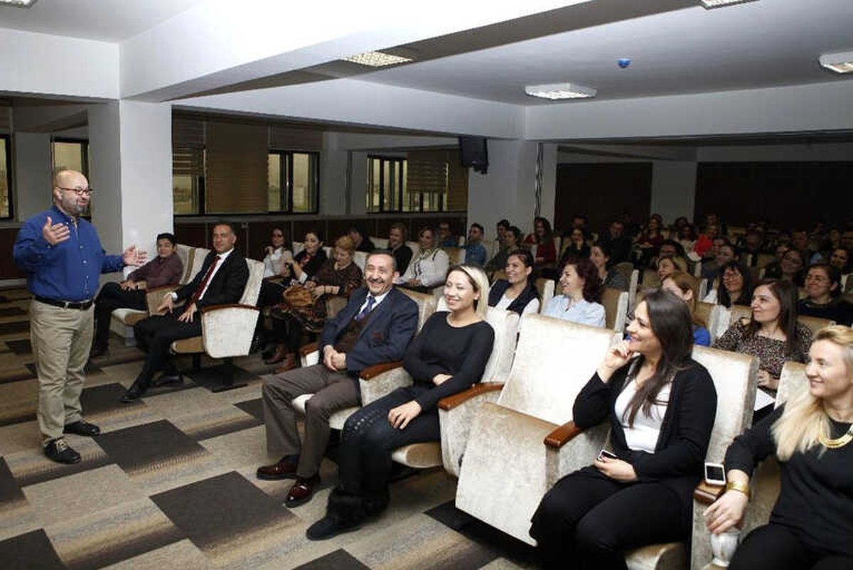 Belediye Personeline \'Mutluluk\' Semineri