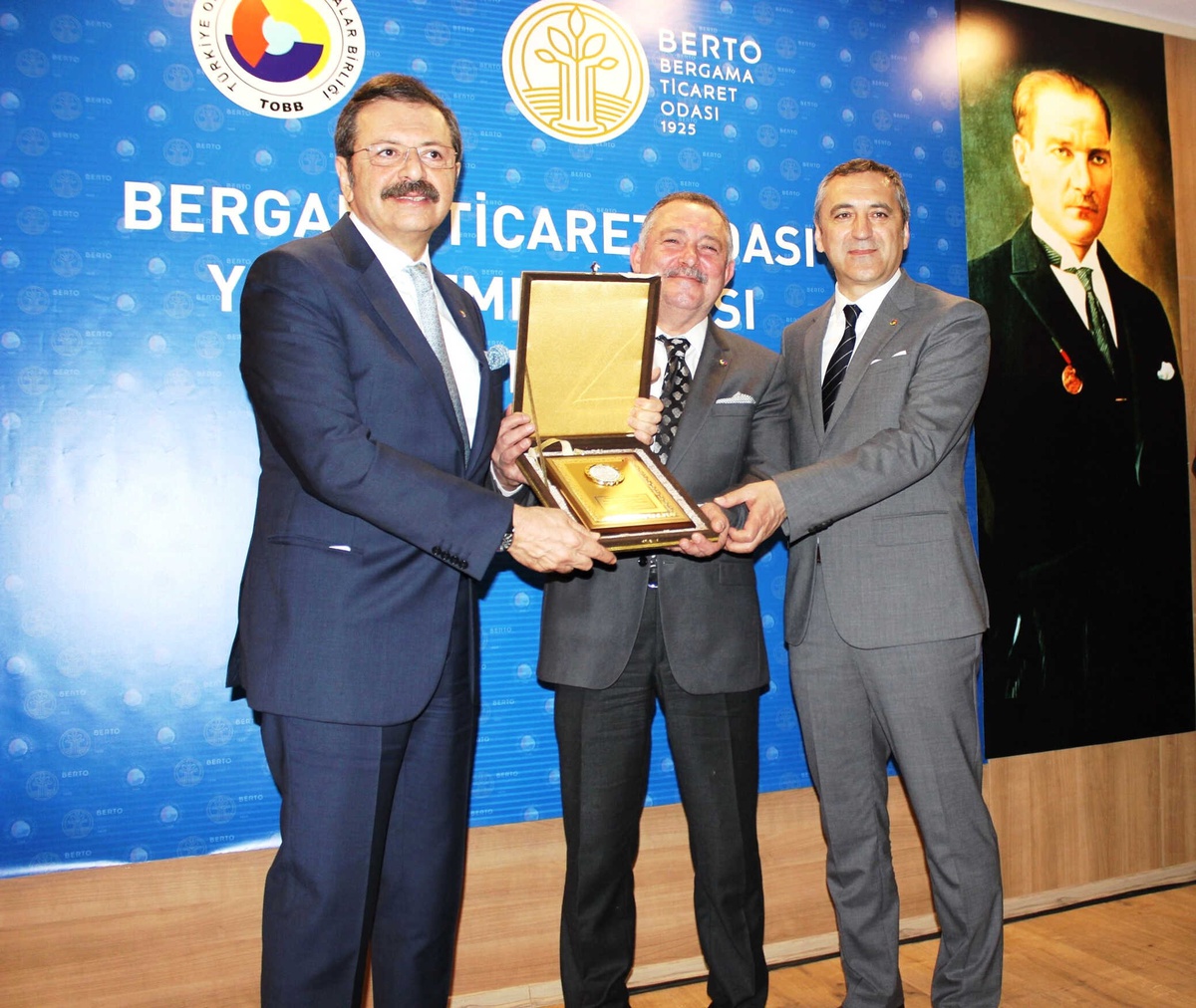 Bergama Ticaret Odası\'nda Hem Açılış Hem Okul Müjdesi
