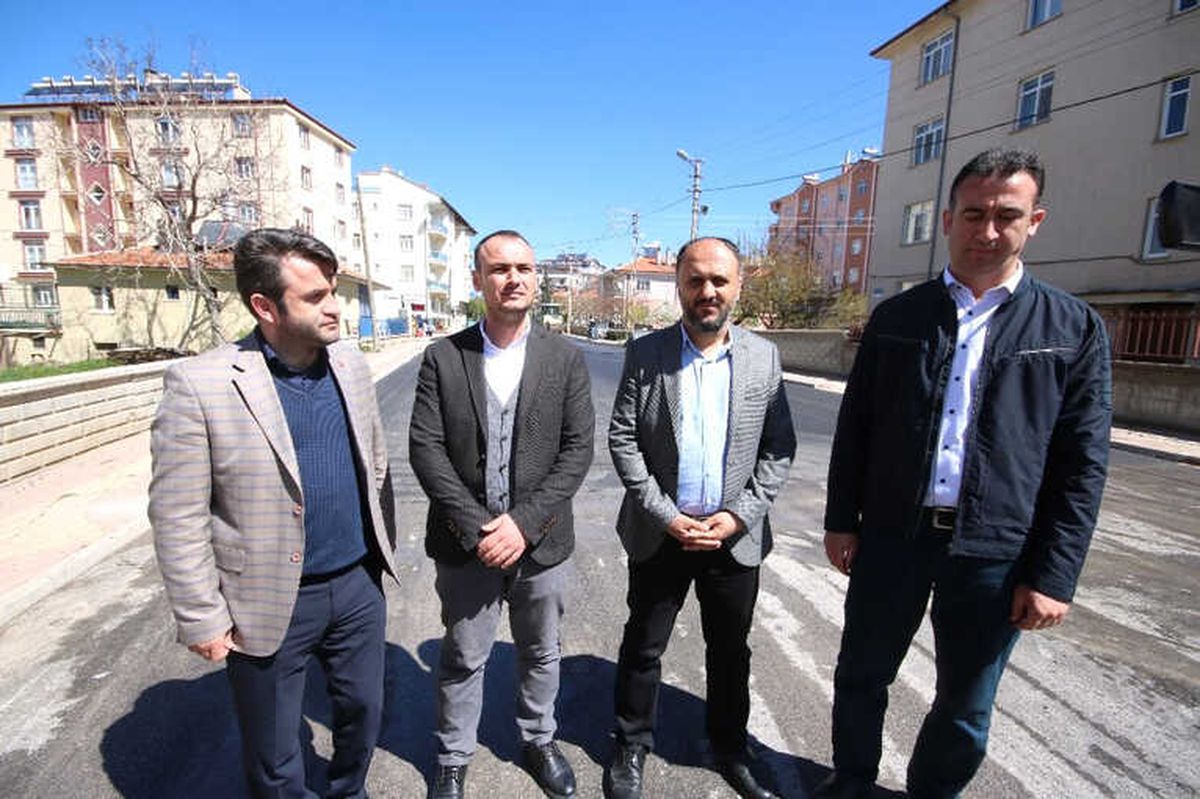 Beyşehir\'e Kazandırılan Yol Çizgi Makinesi Mesaisine Başladı