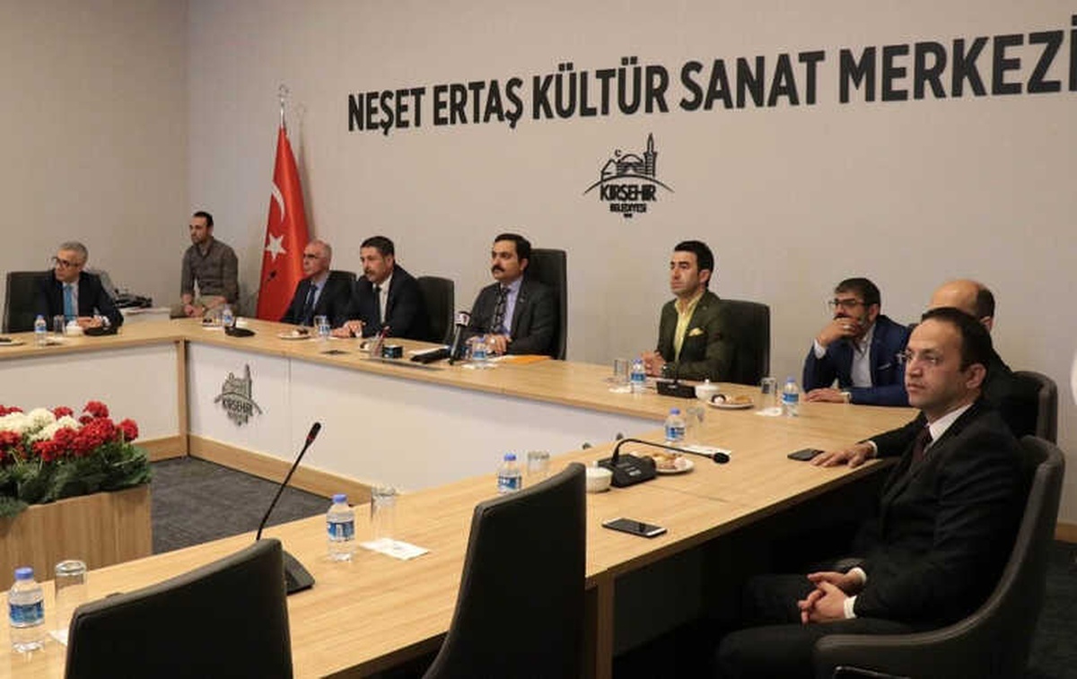 Cumhurbaşkanı İstedi Ahi Torunları Mehterli "Zeytin Dalı Marşı" Klibi Çekti