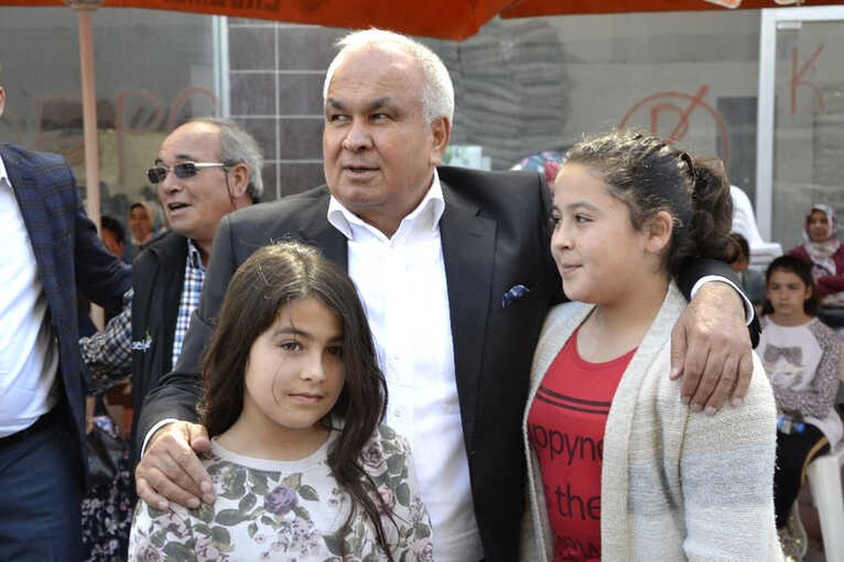 Erdemli Belediyesi Ücretsiz Kurslarla Üniversite Kapılarını Aralıyor