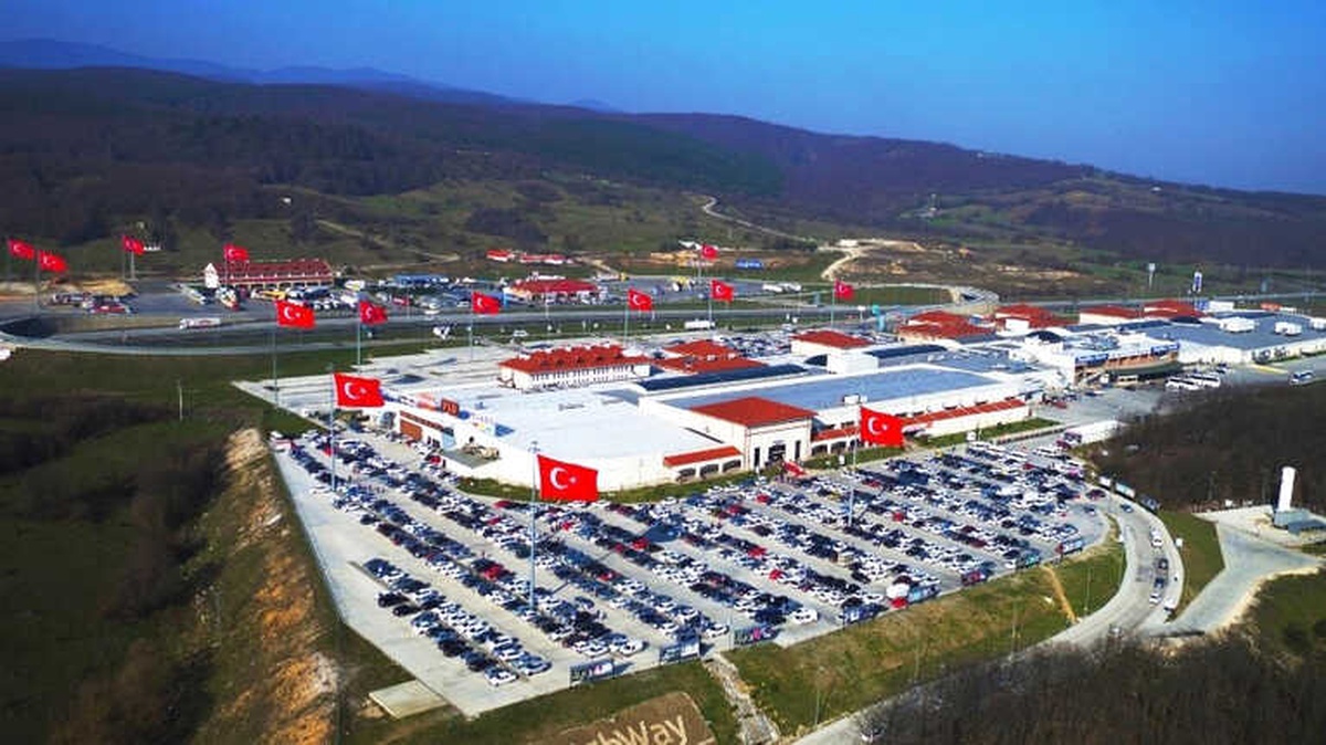 Highway, Nisan Ayında Ziyaretçilerini Coşturacak
