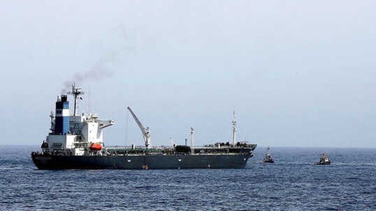 Husiler, S. Arabistan\'ın Petrol Tankerini Vurdu