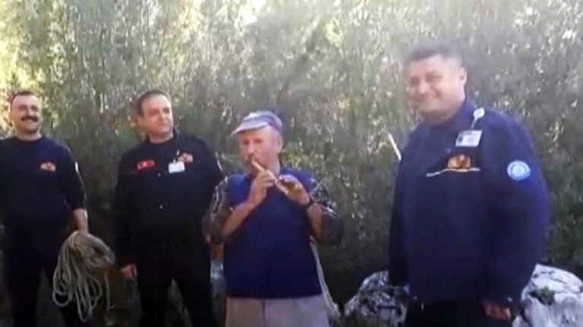 İtfaiyecilere Hayvan Kurtarma Ödülü Olarak Kaval Dinletisi