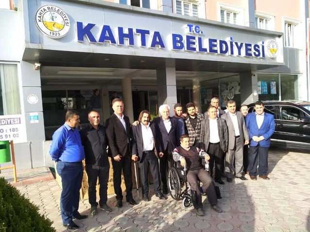 Kahta Belediyesinden Engellilere Tekerlekli Sandalye Son Dakika